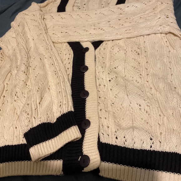DANIEL HECHTER    PARIS  ORIGINAL CARDIGAN  VINTAGE - Picture 3 of 12